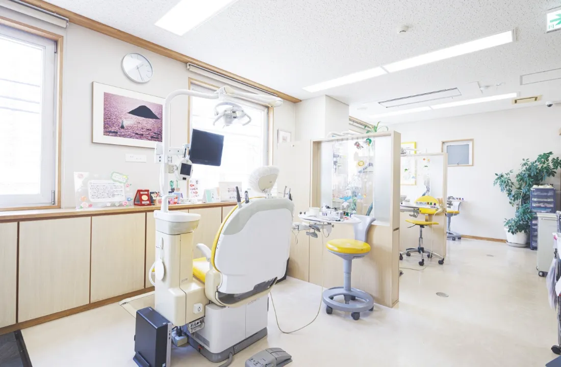 診察台（イエロー）